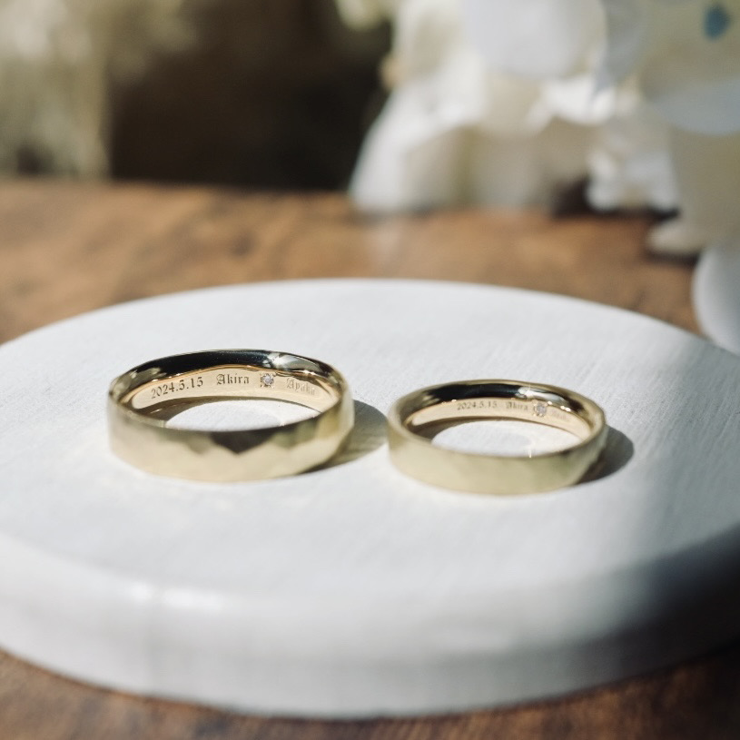手作り結婚指輪 イエローゴールド（K18YG） 平打ち（内甲丸） スターダスト つや消し ３mm ４mm カラーダイヤモンド レーザー刻印